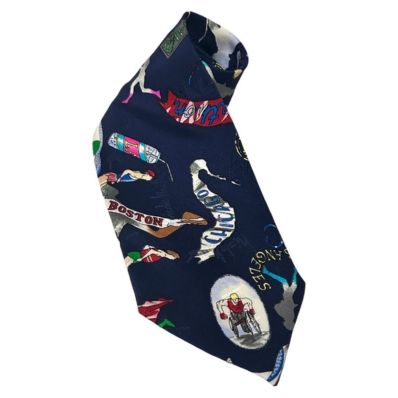 Nicole Miller Novelty NeckTie Marathon Theme NY Boston LA Chicago Hand Sewn RARE - Picture 4 of 15